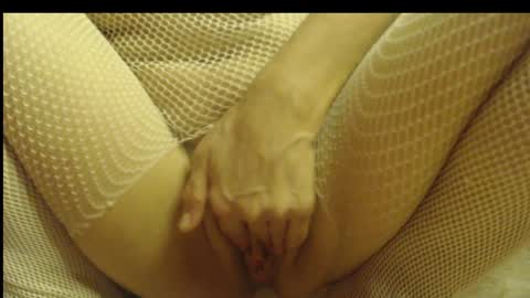 laralhotr online show from January 2, 8:57 pm