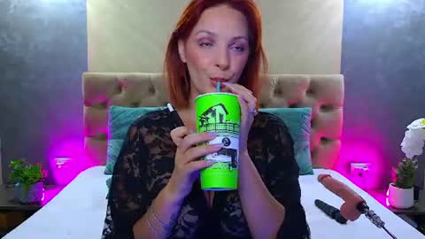 LaraQuinn online show from July 1, 5:32 pm
