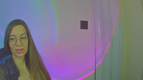 larawintersxxx online show from December 1, 4:38 pm