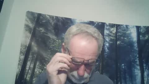 Snapshot of larbie chatting on February 25, 10:59 am Larbie online show from February 25, 10:59 am