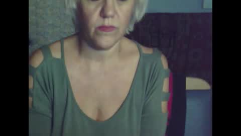 larisaq4ugo24 online show from September 14, 8:38 am