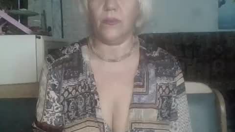 larisaq4ugo24 online show from March 27, 1:01 pm