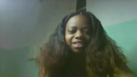 Snapshot of larissa645771 chatting on September 14, 8:43 pm larissa645771 online show from September 14, 8:43 pm