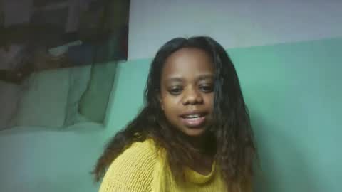 Snapshot of larissa645771 chatting on October 3, 9:39 am larissa645771 online show from October 3, 9:39 am