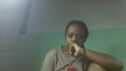 Snapshot of larissa645771 chatting on September 23, 5:23 am larissa645771 online show from September 23, 5:23 am