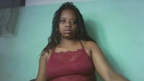 Snapshot of larissa645771 chatting on October 4, 12:14 pm larissa645771 online show from October 4, 12:14 pm