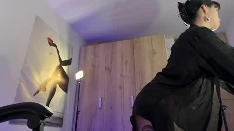 isa 3 online show from April 23, 9:39 am