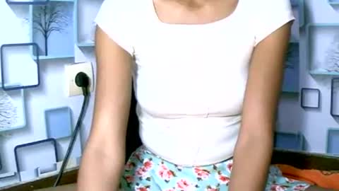 Snapshot of larra27 chatting on October 7, 9:44 pm Malala online show from October 7, 9:44 pm