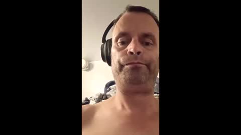 larrybarry794491163 online show from May 13, 2:32 am