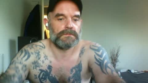 larsvegas1895 online show from May 21, 6:25 pm