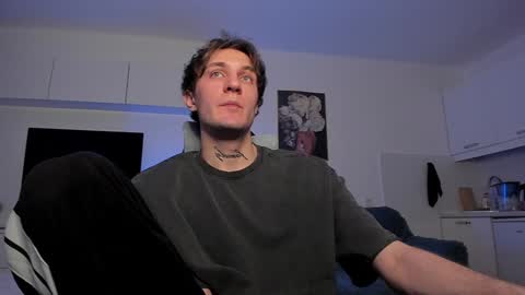 Snapshot of lastnight4you chatting on January 12, 10:43 pm acie online show from January 12, 10:43 pm