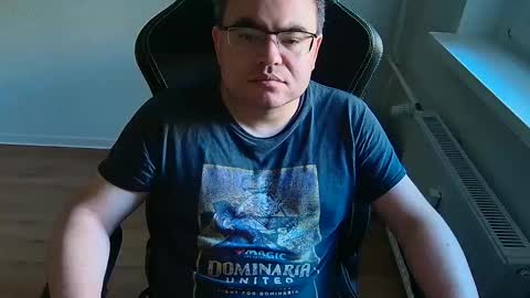 latexboy893 online show from May 25, 12:44 pm