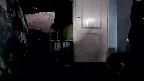 latexchris77 online show from January 7, 8:19 am