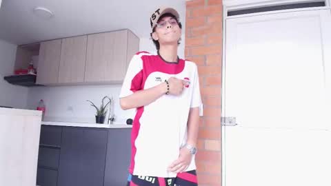 Snapshot of latin_naughty_boys chatting on September 28, 4:16 pm latin_naughty_boys online show from September 28, 4:16 pm