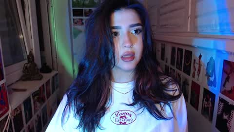 miiiiiiaaaa online show from December 28, 8:58 pm