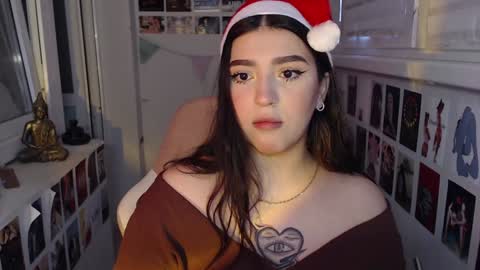 miiiiiiaaaa online show from December 20, 1:22 pm