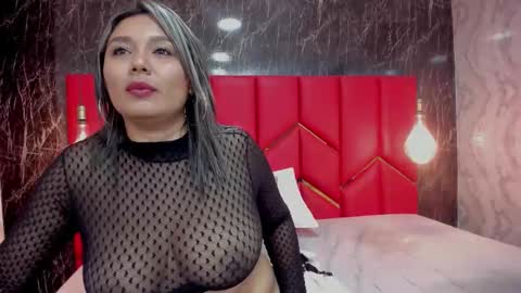 EMMA   online show from February 25, 4:54 pm