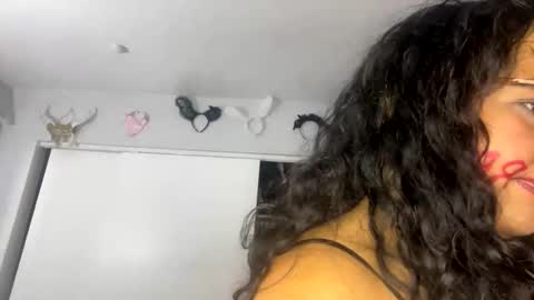 latinatgirldoll online show from January 17, 4:04 pm