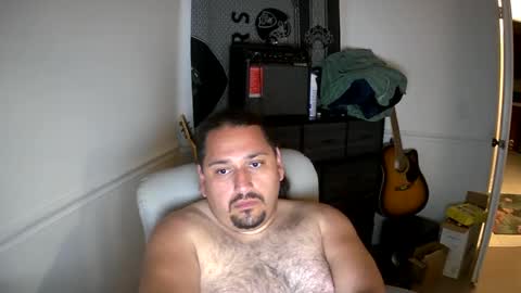 LatinoBB online show from July 27, 6:00 am