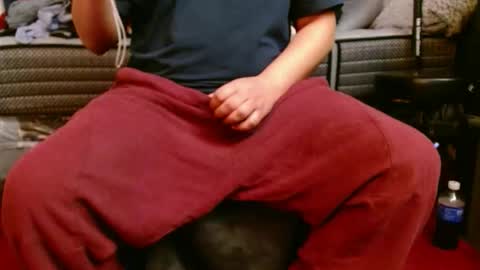 latinboy3232 online show from December 3, 6:58 am