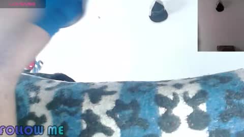 Aaron  I N D E P E N D E N T - M O D E L online show from March 21, 7:07 pm