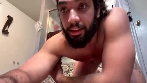 Snapshot of latinlover199518 chatting on October 30, 10:10 pm latinlover199518 online show from October 30, 10:10 pm