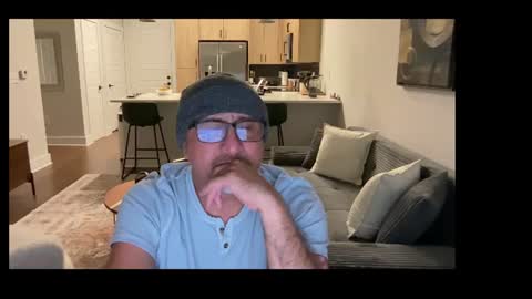 QS - INDEPENDENT MODEL online show from August 6, 1:36 am