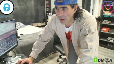 sam online show from March 28, 11:06 pm