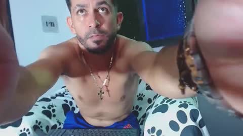 latino_lover_ online show from March 26, 2:06 am