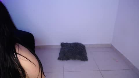 lau_24 online show from February 2, 12:57 pm