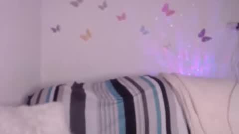 lauoficiall online show from November 6, 5:16 pm