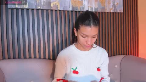 Snapshot of laura_aristizabal_19 chatting on September 18, 1:37 pm Laura online show from September 18, 1:37 pm