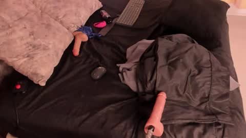 Laura Bassi online show from February 23, 6:59 am