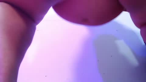 LAURA online show from August 1, 1:56 pm