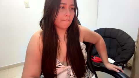 laura online show from December 2, 3:38 am