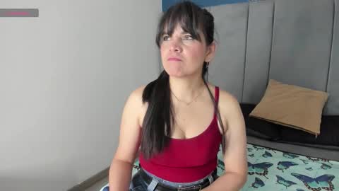 Snapshot of laura_hotties chatting on September 15, 1:01 pm laura hotties online show from September 15, 1:01 pm