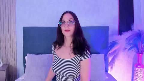 LauraIvy online show from February 3, 12:42 pm