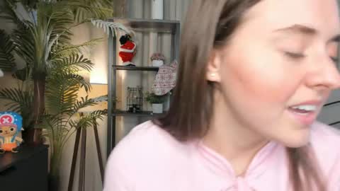 Samantha online show from May 6, 4:02 pm