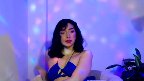 laura_pink01 online show from February 11, 2:57 am
