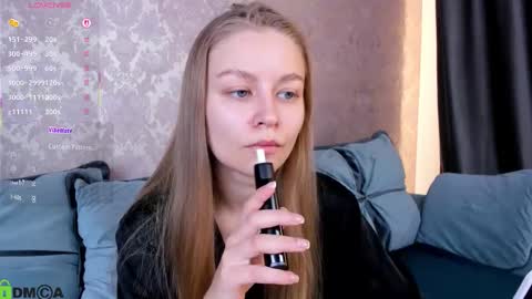 Laura online show from October 9, 8:53 am