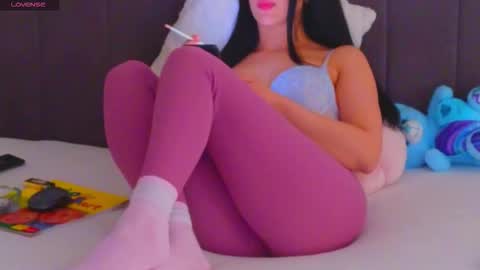 NatalieDelight online show from March 16, 8:18 am