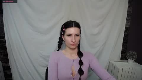 Laura online show from February 20, 2:24 pm