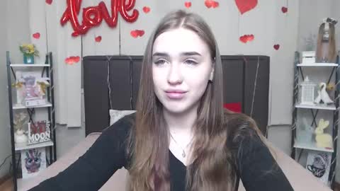 LauraHlot online show from March 17, 7:57 am