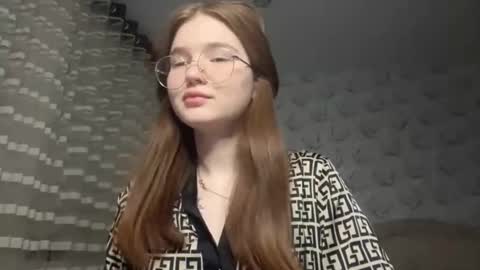 Karen online show from March 17, 8:58 pm