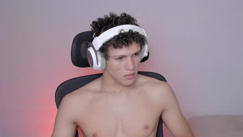 Laureent online show from October 13, 6:59 am