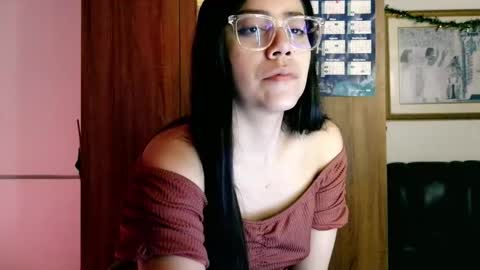 Lauren online show from February 25, 3:32 am