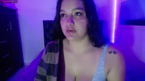 Snapshot of laurenkenner28_ chatting on October 11, 8:23 pm laurenkenner28_ online show from October 11, 8:23 pm