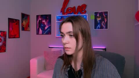 Laure online show from March 6, 10:36 am