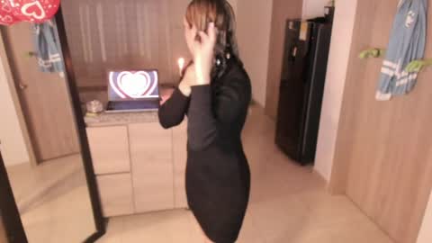 laurenn_111 online show from May 12, 3:59 am