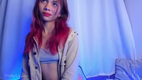 Snapshot of laurenn__1 chatting on October 20, 3:55 am Lauren online show from October 20, 3:55 am